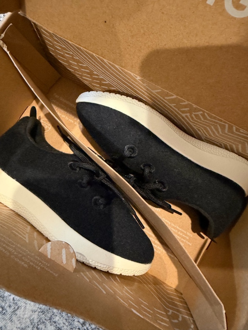 allbirds Kids Black and Cream Sneakers